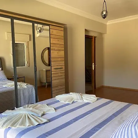 Marmaris'te Oezel Havuzlu * Marmaris