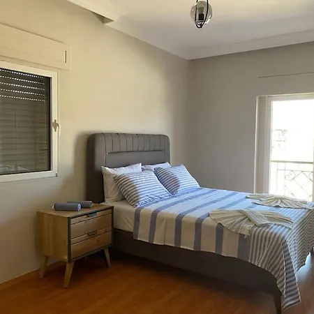 Marmaris'te Oezel Havuzlu