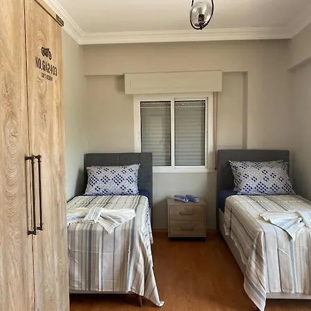 Marmaris'te Oezel Havuzlu * Marmaris