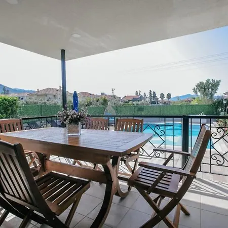 Villa Marmaris'te Oezel Havuzlu Marmaris
