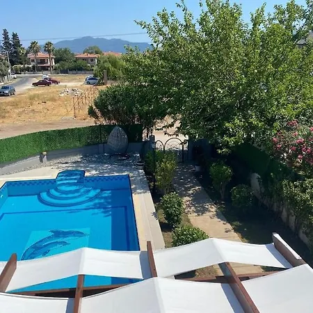 Willa Marmaris'te Oezel Havuzlu Marmaris